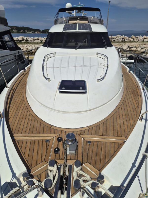 Fairline Squadron 52