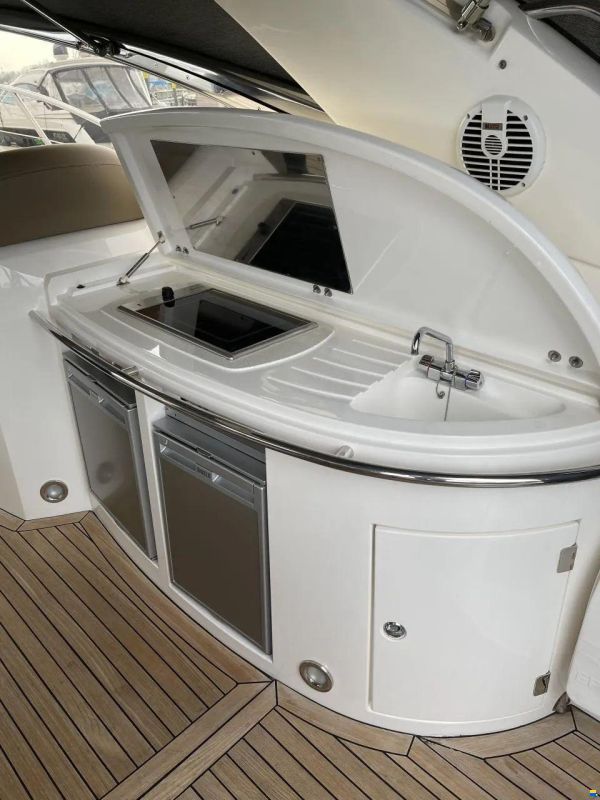 Sunseeker Portofino 46