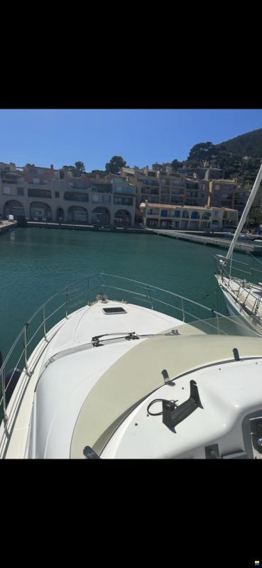 Azimut 36 Fly
