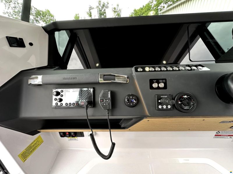 Axopar 29 Cross Cabin