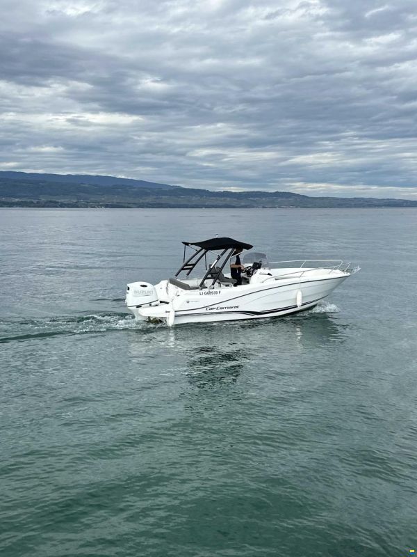 Jeanneau CAP CAMARAT 6.5 CC Serie 3