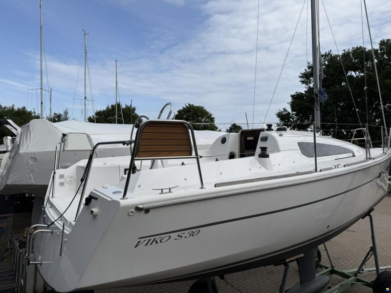 Viko S30 Cruiser