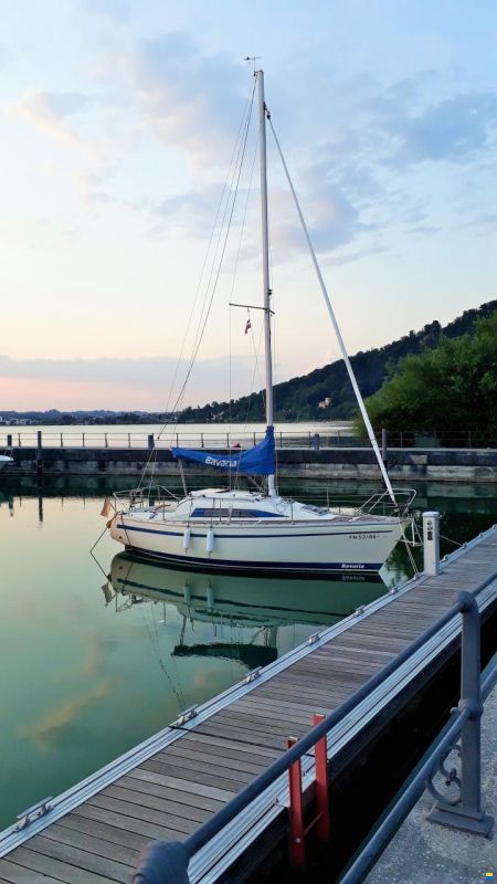 Bavaria 820