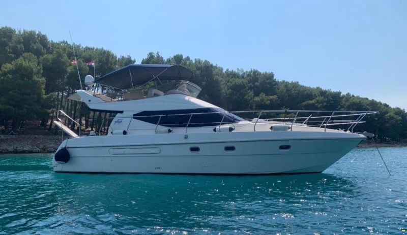 Azimut 40 FLY