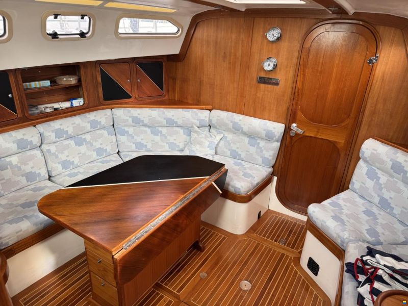Rhapsody 40 CVC