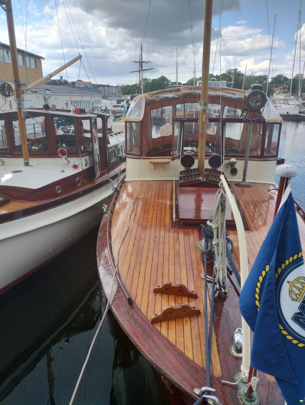 Cg Pettersson salongsbåt
