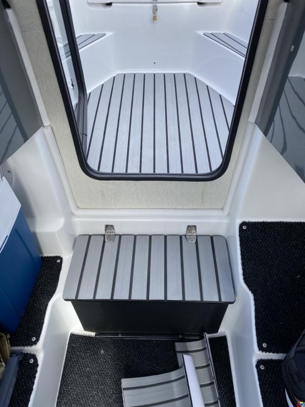 Yamarin Cross 60c Cross Cabin