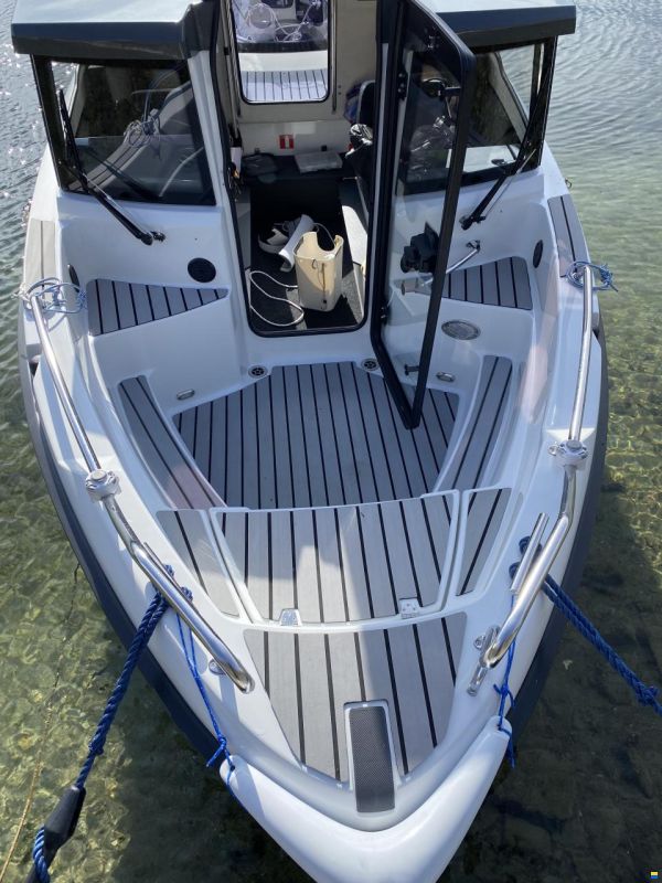 Yamarin Cross 60c Cross Cabin