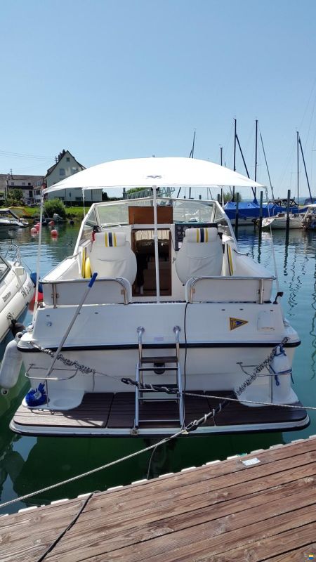 Fairline Weekend 21