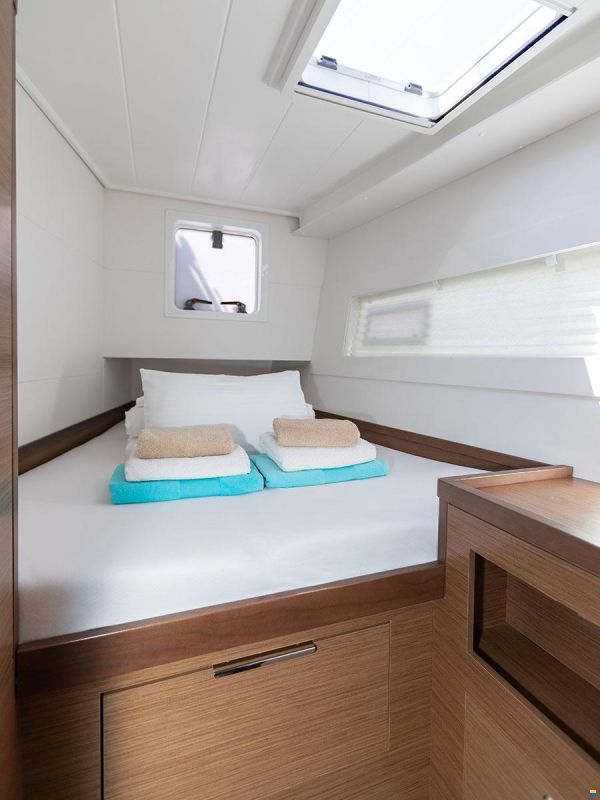 Lagoon 40