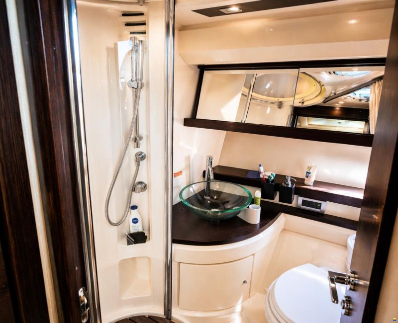Azimut 43S