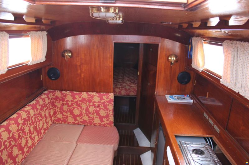 Great Dane GD 28