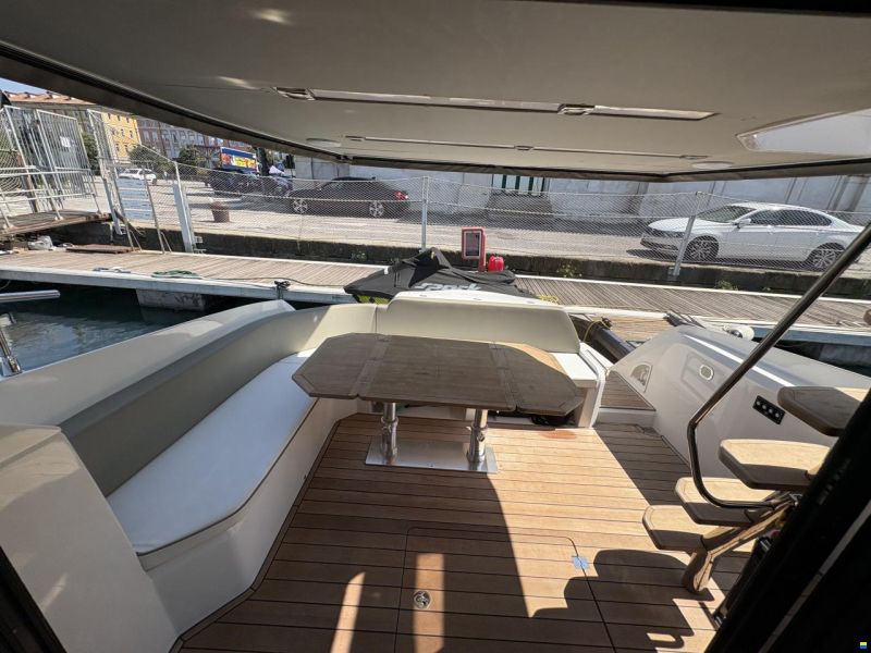 Sessa Fly 42
