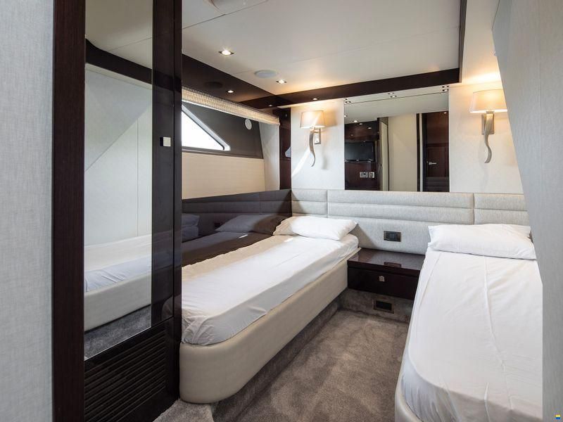Sunseeker Manhattan 66