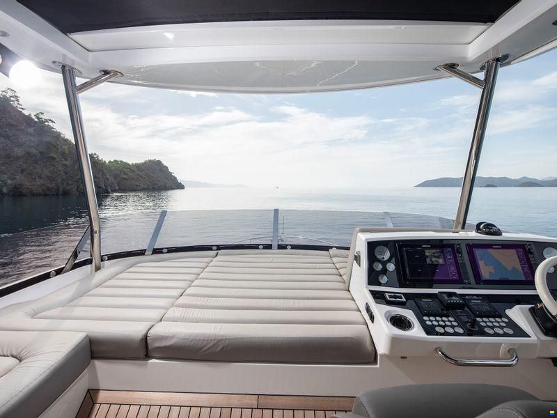 Sunseeker Manhattan 66