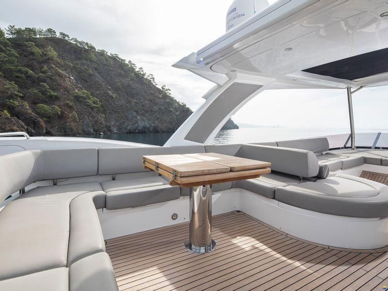 Sunseeker Manhattan 66