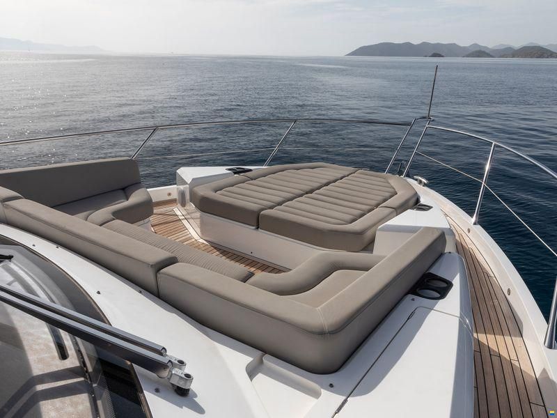 Sunseeker Manhattan 66