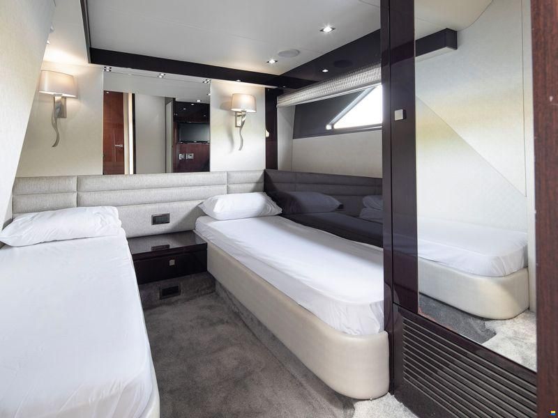 Sunseeker Manhattan 66