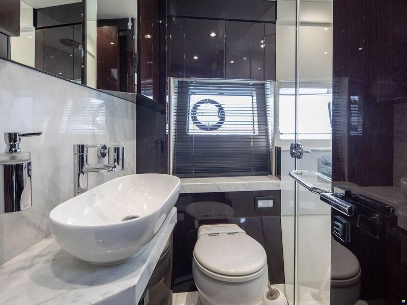 Sunseeker Manhattan 66