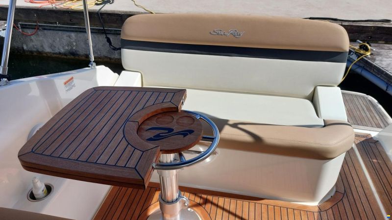Sea Ray Sundancer 265