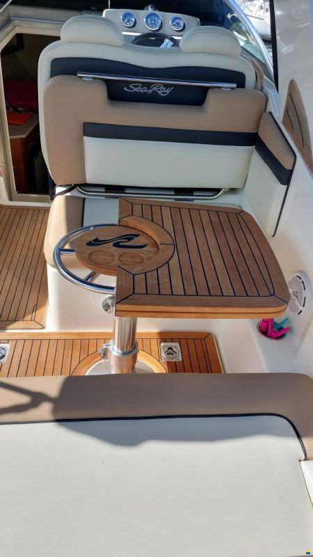 Sea Ray Sundancer 265