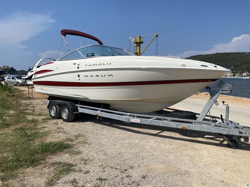 Maxum 2400 SC3