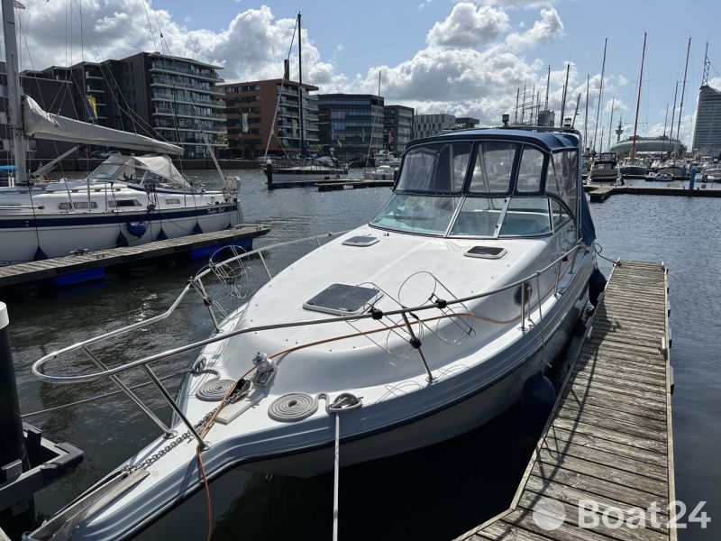 Rinker Fiesta Vee 265
