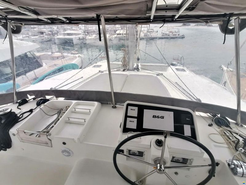 Lagoon 450F