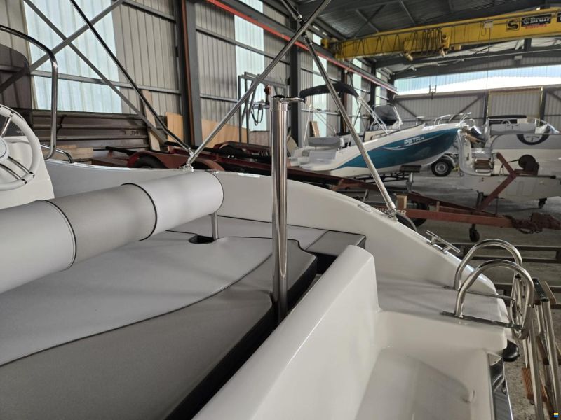 Trimarchi 53 S Enica