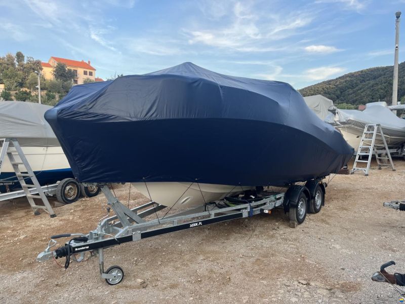 Quicksilver 675 Sundeck