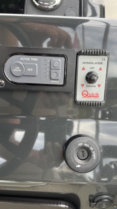 Quicksilver 675 Sundeck