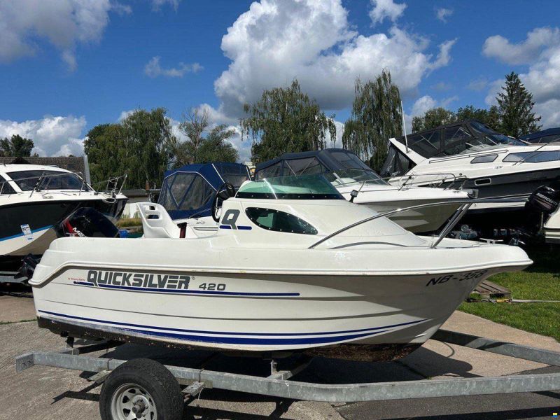 Quicksilver 420 CABIN