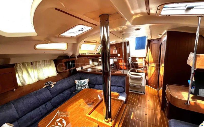 Hunter 410