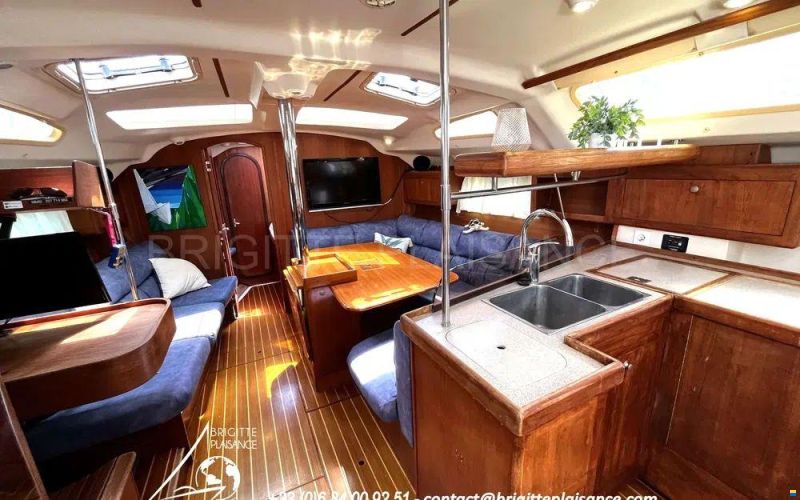 Hunter 410