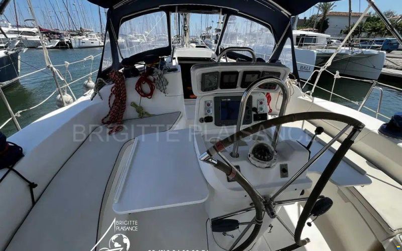 Hunter 410