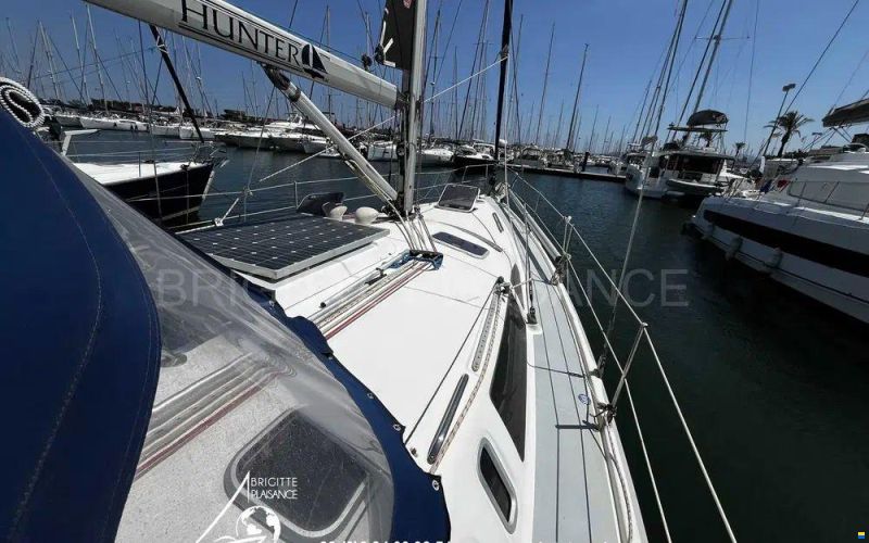Hunter 410