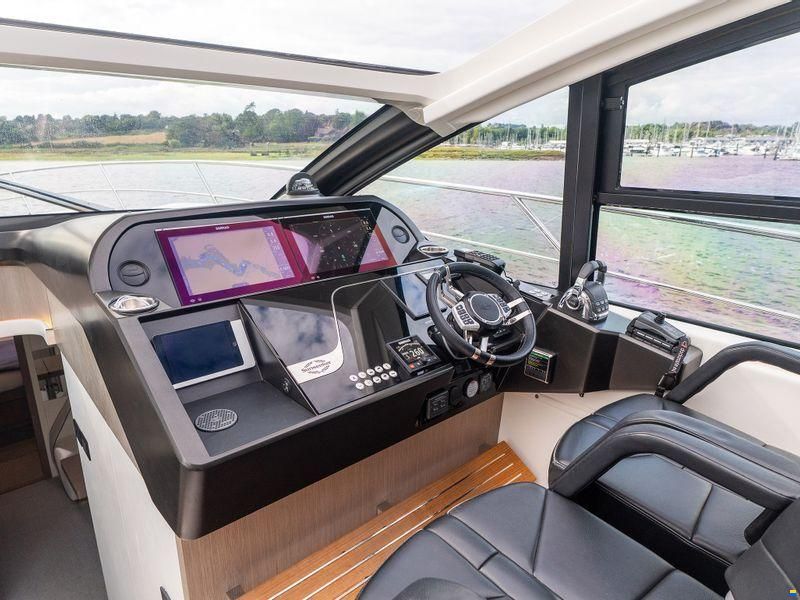 Sunseeker Predator 60 Evo