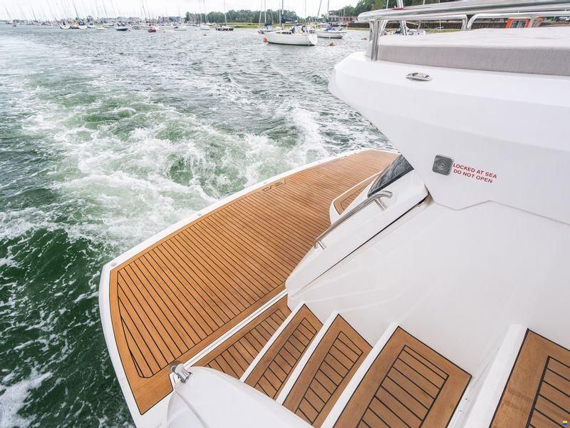 Sunseeker Predator 60 Evo