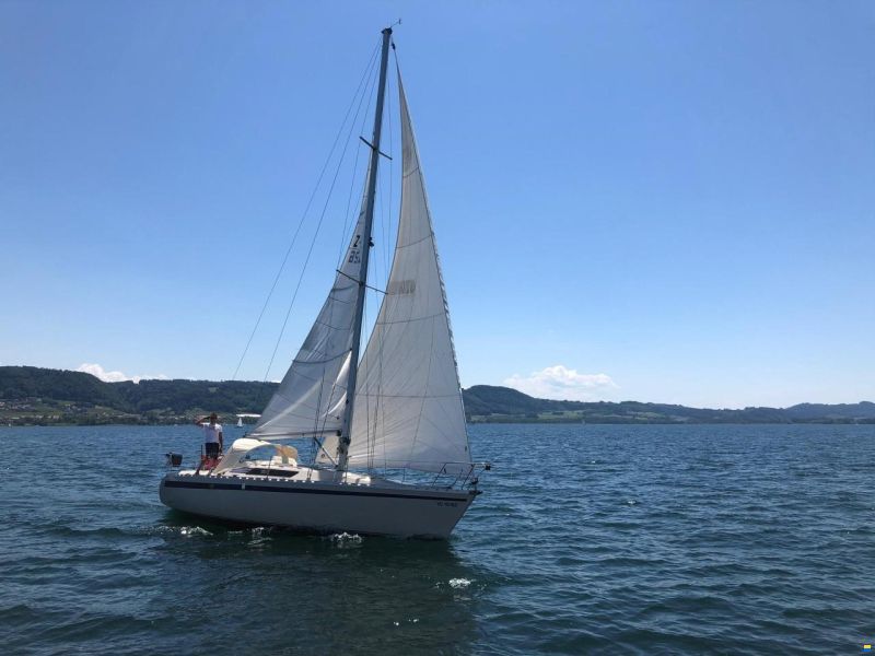 Beneteau First 35