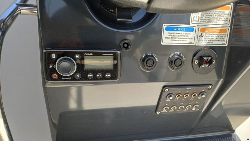 Quicksilver Activ 805 Pro Fish