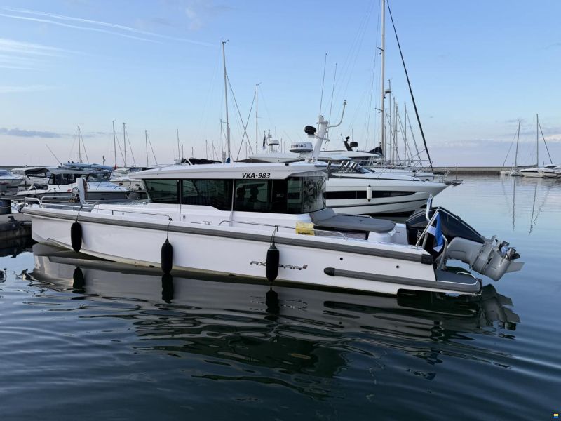 Axopar 37 XC Cross Cabin