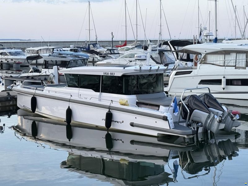 Axopar 37 XC Cross Cabin