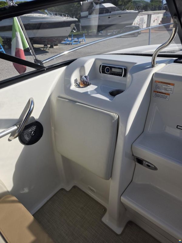 Bayliner 742CU