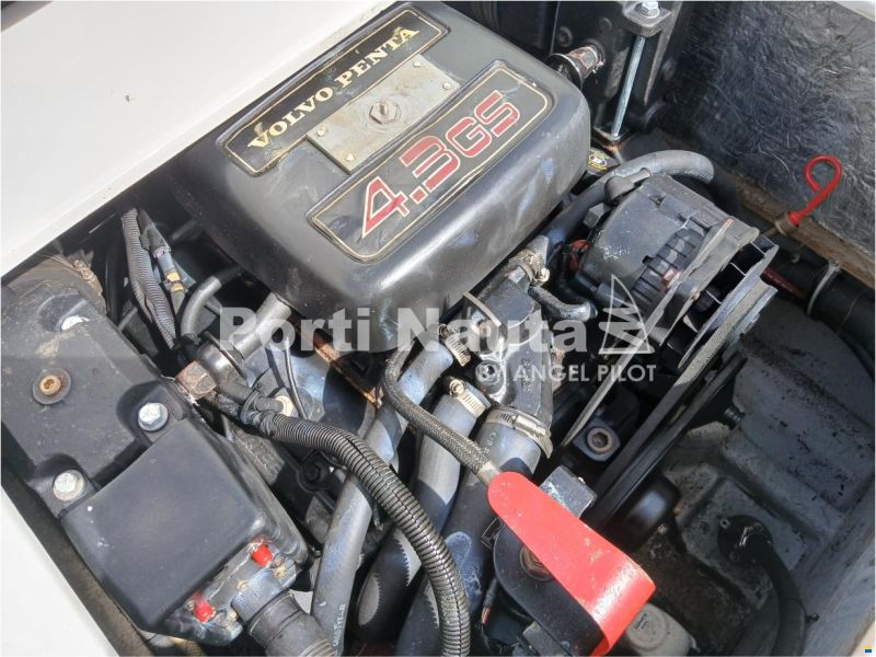 Crownline 210CC