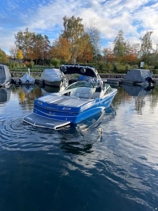 MasterCraft X10