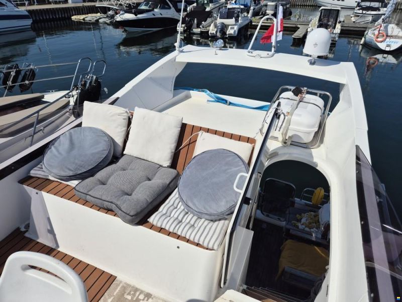 Galeon 290 Fly