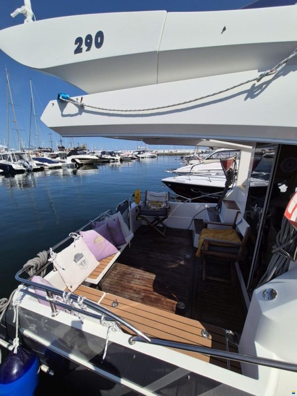 Galeon 290 Fly