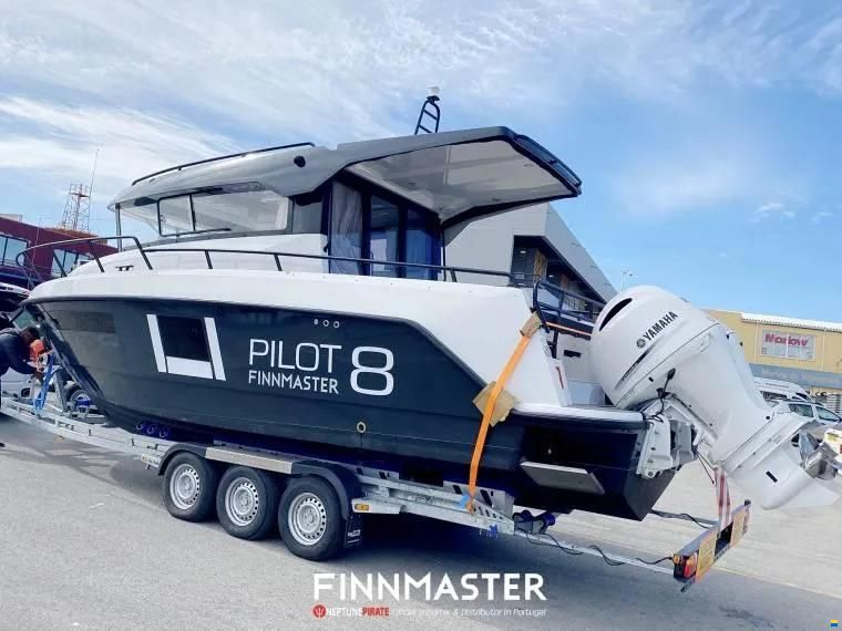 Finnmaster Pilot 8