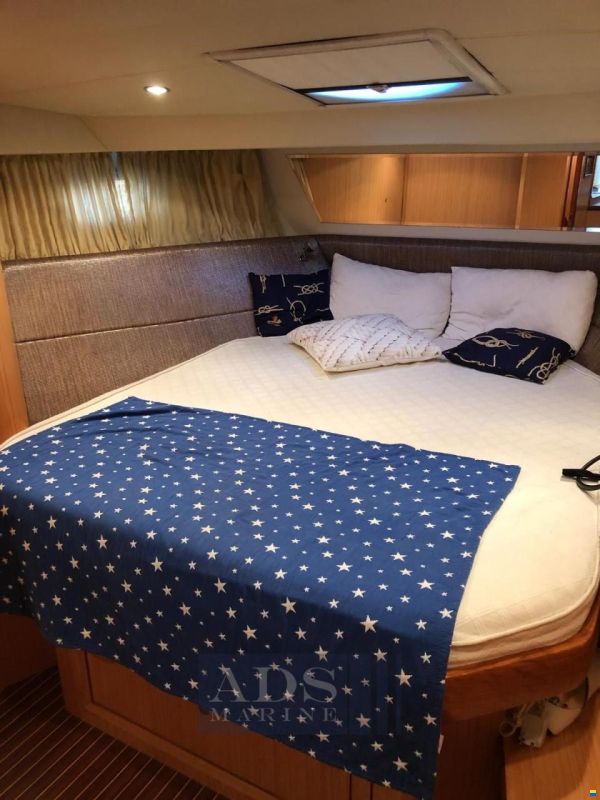 Solare 43 Lobster