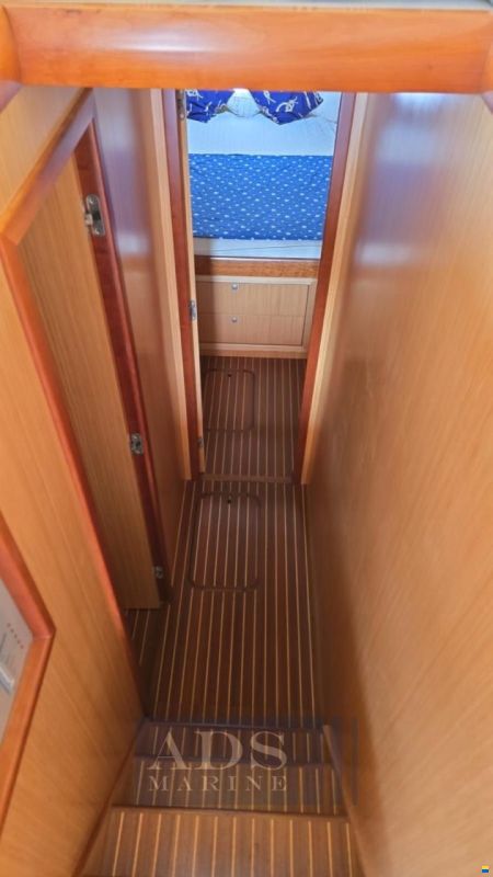 Solare 43 Lobster